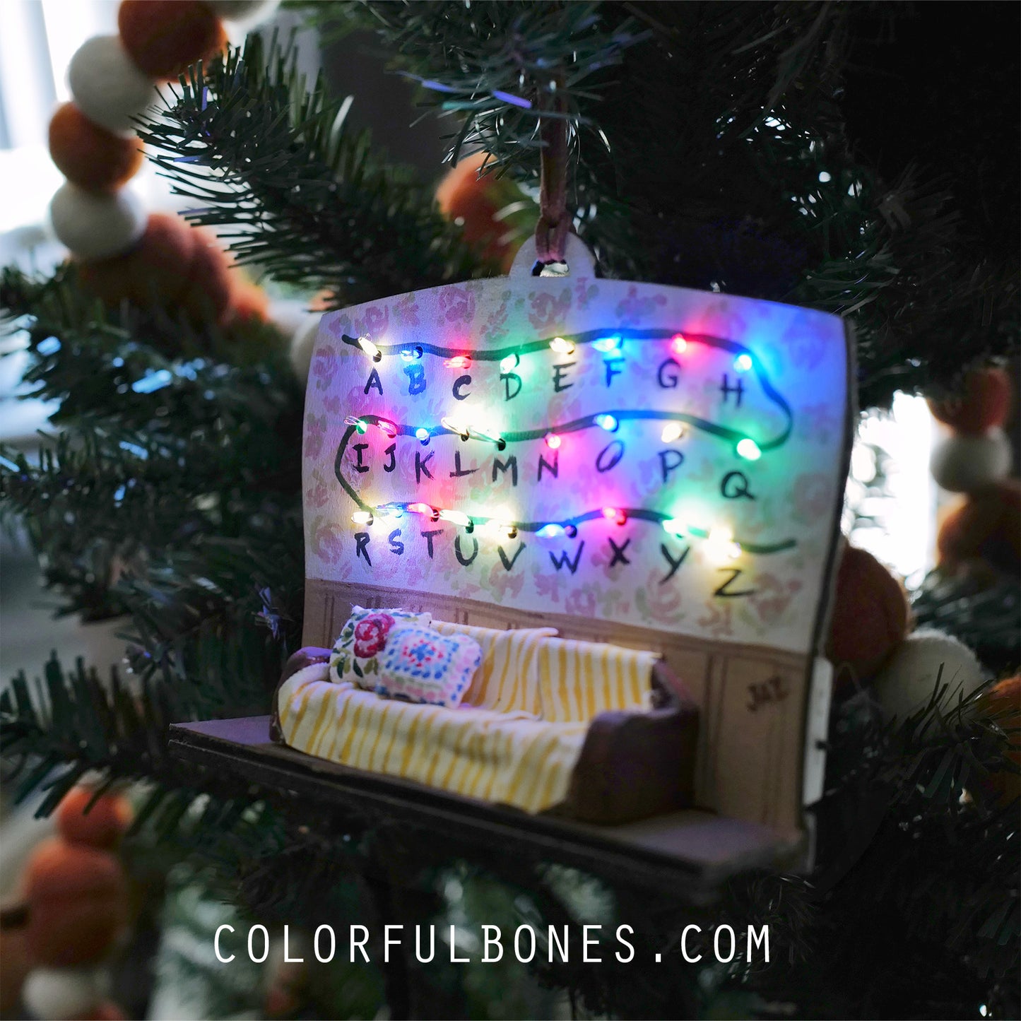 Stranger Things Couch Ornament